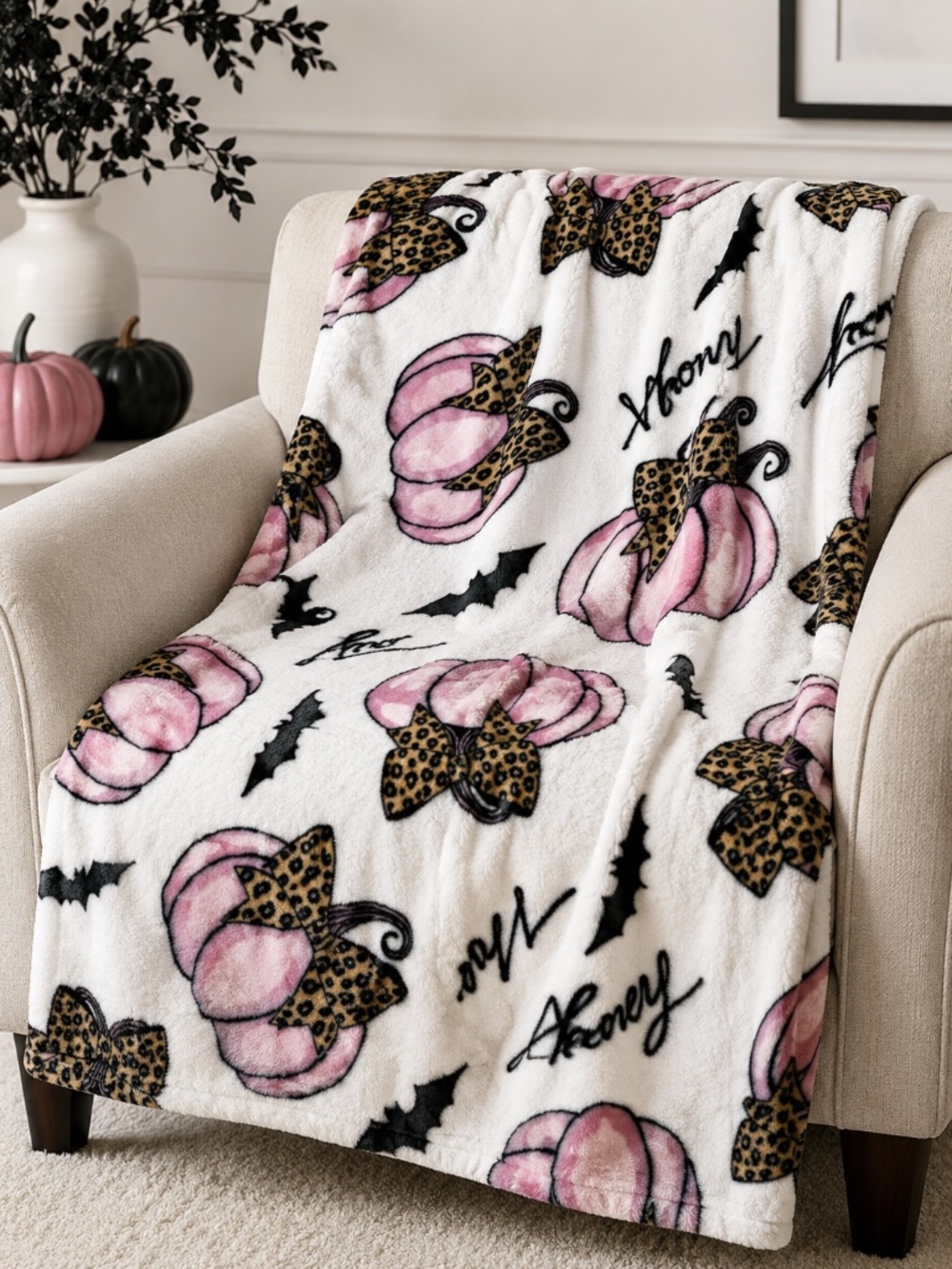 Juicy Couture Plush Throw Blanket 60x70 White Leopard Pumpkin Halloween